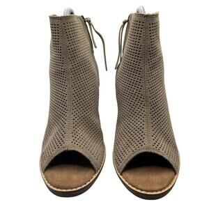 Toms Majorca Peep Toe Perf Suede Desert Taupe Diamond Mid-Calf Wedged Sandal, 7